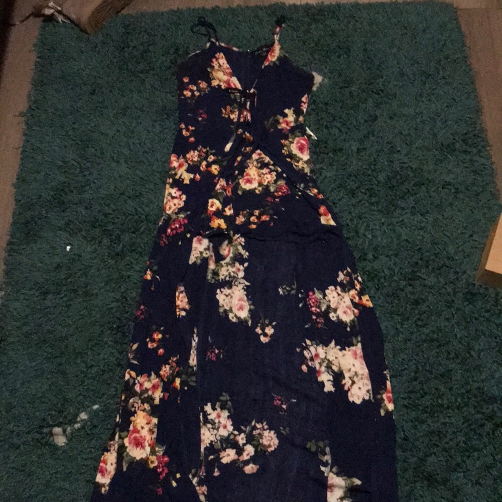 Short dress